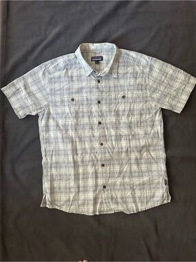 Patagonia Light Gray Plaid Short-Sleeve Button-Down Shirt